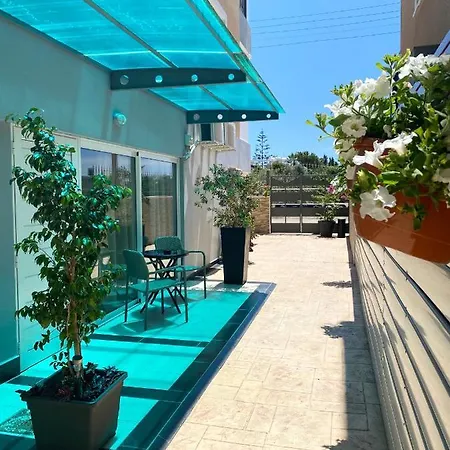 Livia's Appartments شقة