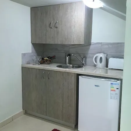 شقة Livia's Appartments *