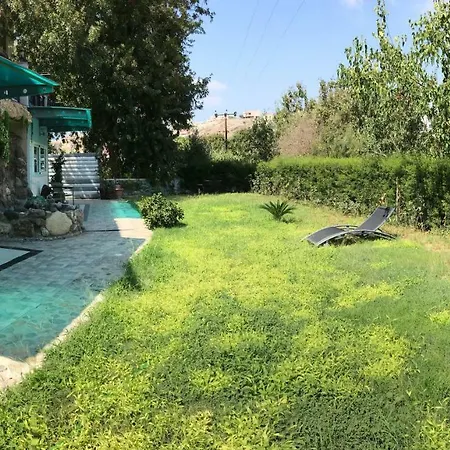 Livia's Appartments *